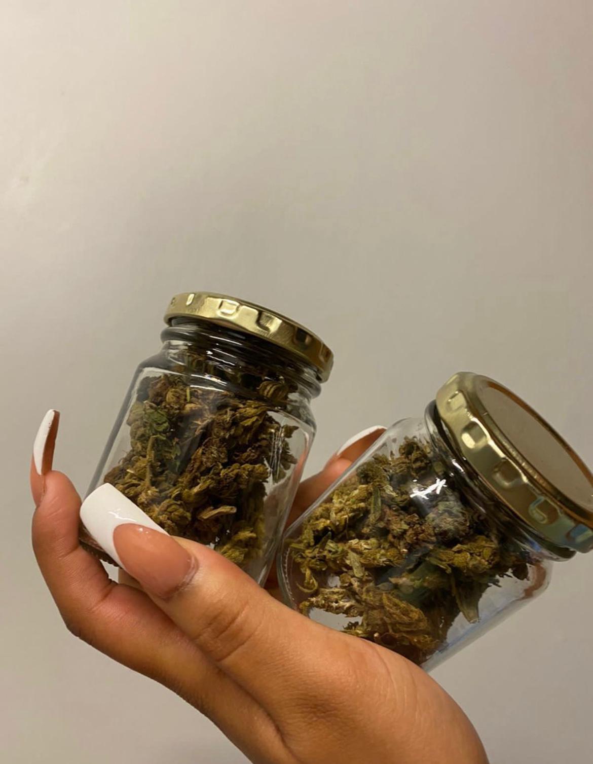 CannaJar — Premium Greenhouse